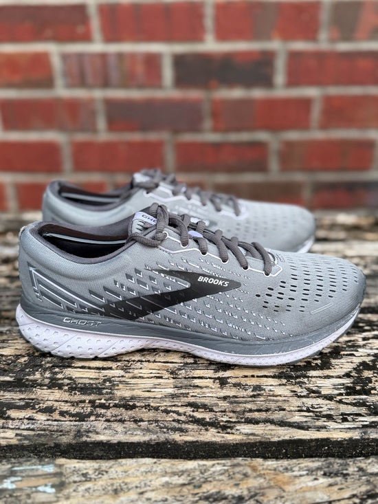 Brooks Shoes - Brooks Ghost 13 Women’s Size 9 Gray Lace Up Running Shoes X1   ***See Note